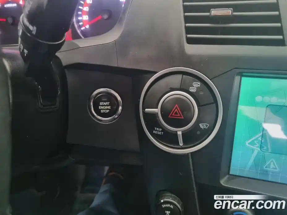 SsangYong Korando 2015 2.0 Автомат в Москве № 36296, фото 12