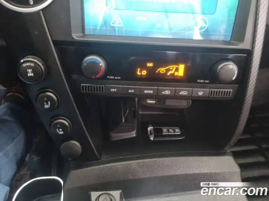 SsangYong Korando 2015 2.0 Автомат в Москве № 36296, фото 16