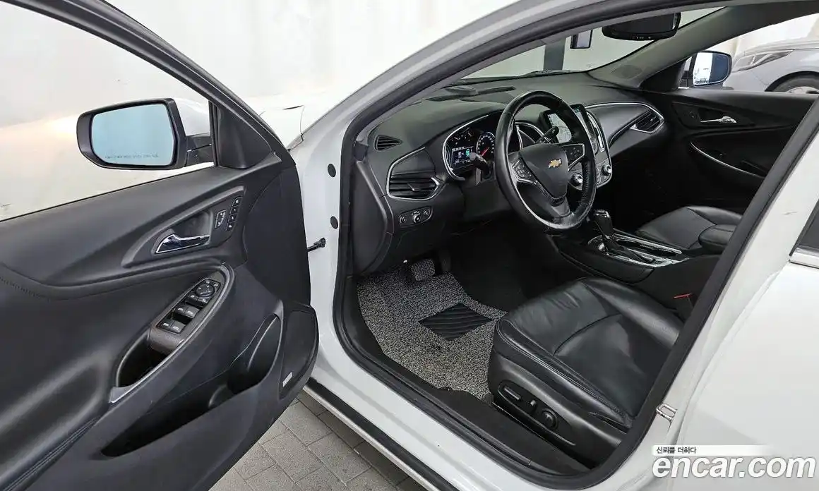 Chevrolet Malibu 2018 1.8 Автомат в Москве № 40180, фото 17