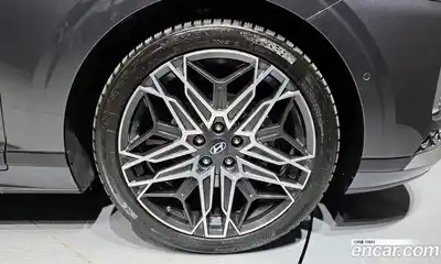 Hyundai Grandeur 2023 1.6 Автомат в Москве № 47835, миниатюра 11