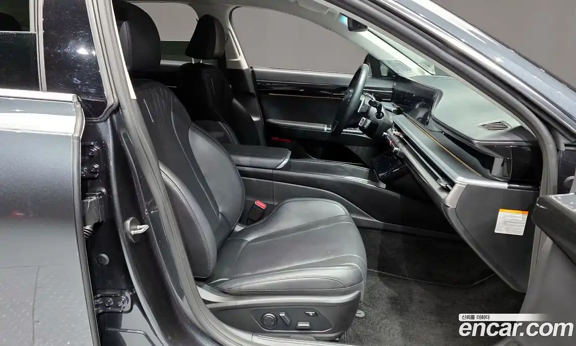 Hyundai Grandeur 2023 1.6 Автомат в Москве № 47835, фото 20