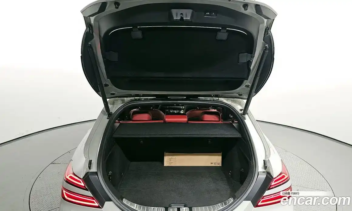 Genesis G70 2024 2.5 Автомат в Москве № 57508, фото 15