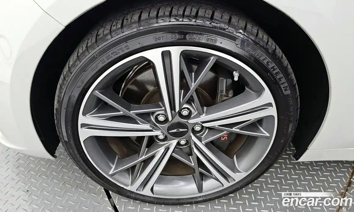 Genesis G70 2024 2.5 Автомат в Москве № 57508, фото 7