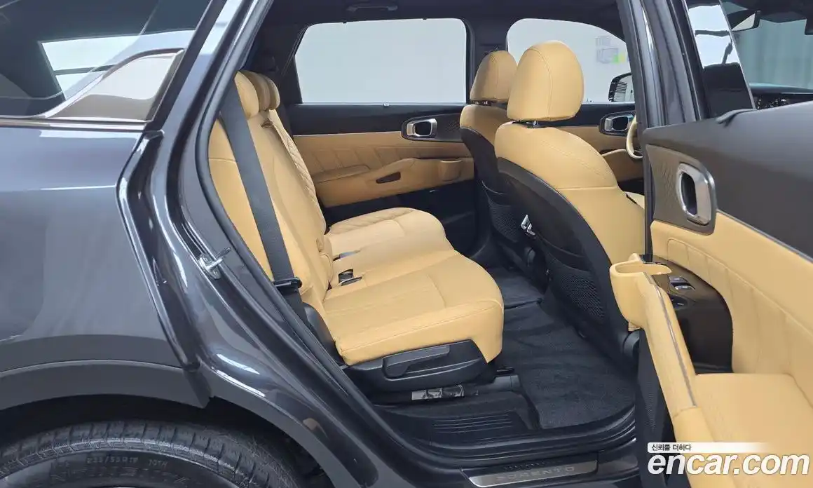 Kia Sorento 2022 1.6 Автомат в Москве № 61239, фото 3