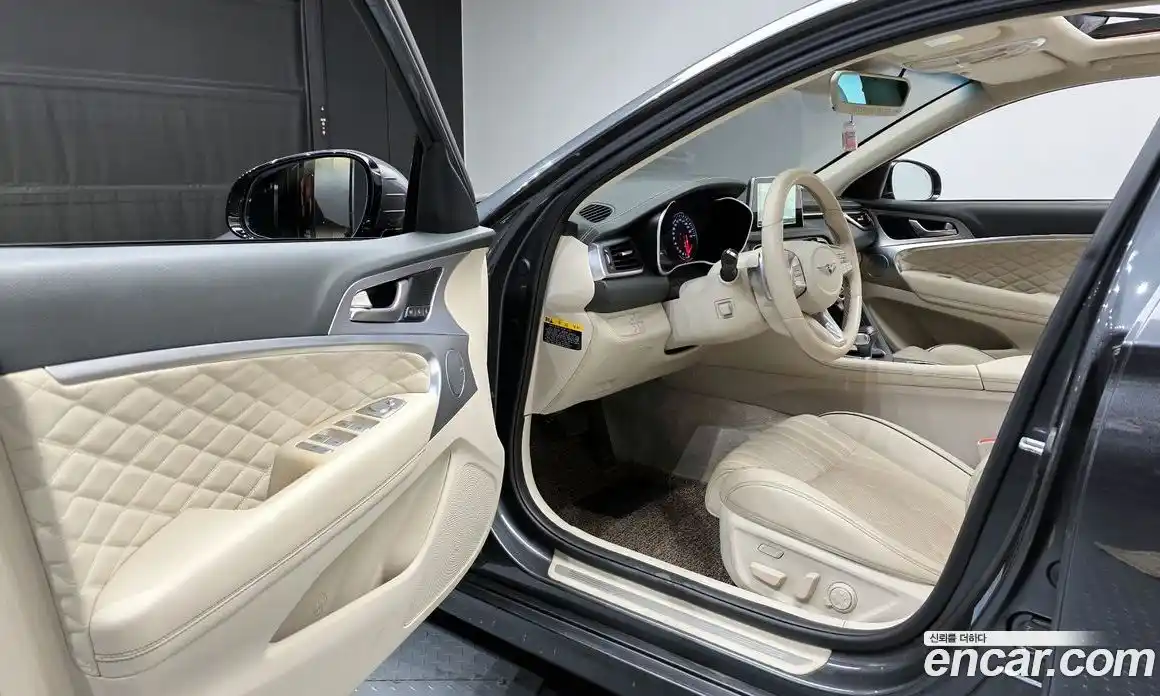 Genesis G70 2019 2.0 Автомат в Москве № 630, фото 17