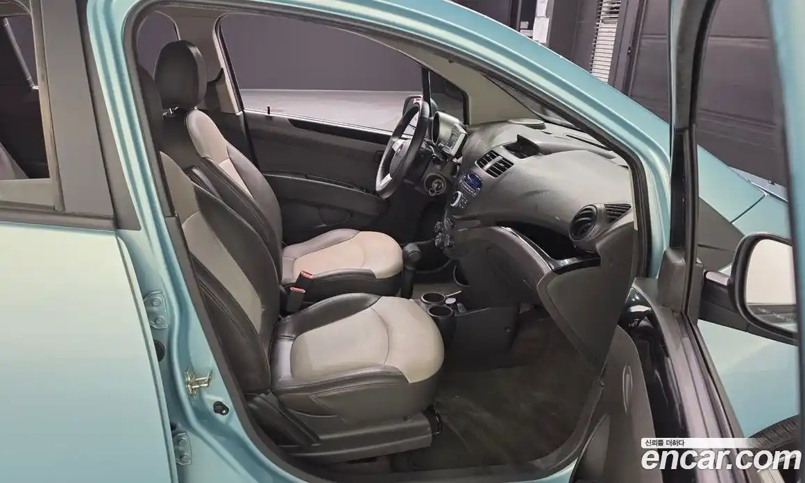 Chevrolet Spark 2012 1.0 Автомат в Москве № 84666, фото 15