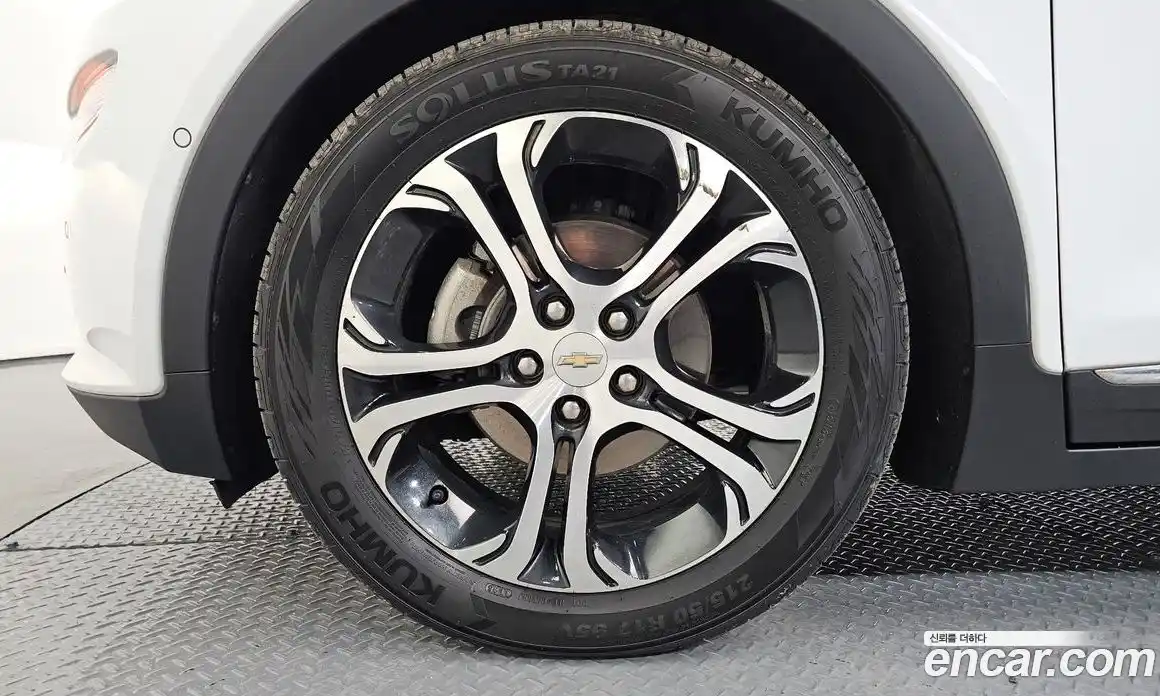 Chevrolet Bolt EV 2021 0.2 Автомат в Москве № 104787, фото 9