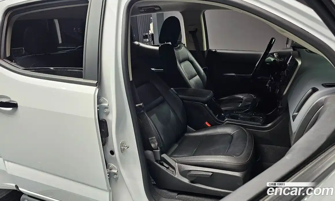 Chevrolet Colorado 2021 3.6 Автомат в Москве № 105339, фото 10