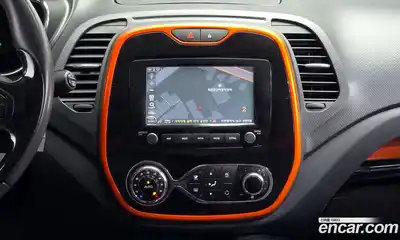 Renault QM3 2015 1.5 Автомат в Москве № 106615, миниатюра 10