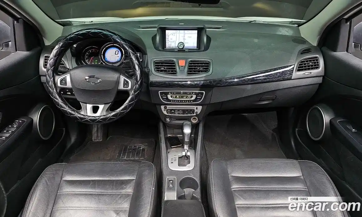 Renault SM3 2015 1.6 Автомат в Москве № 106771, фото 20