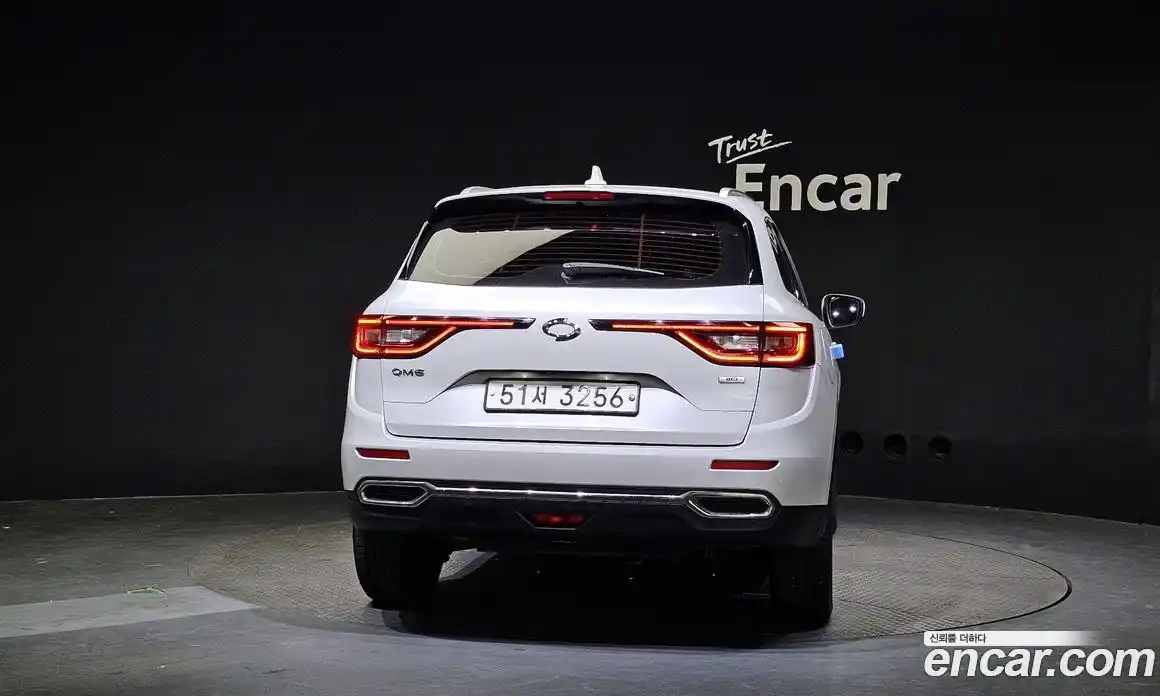 Renault QM6 2017 2.0 Автомат в Москве № 107054, фото 2