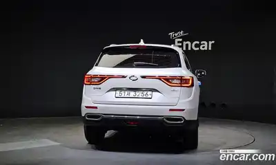 Renault QM6 2017 2.0 Автомат в Москве № 107054, миниатюра 2