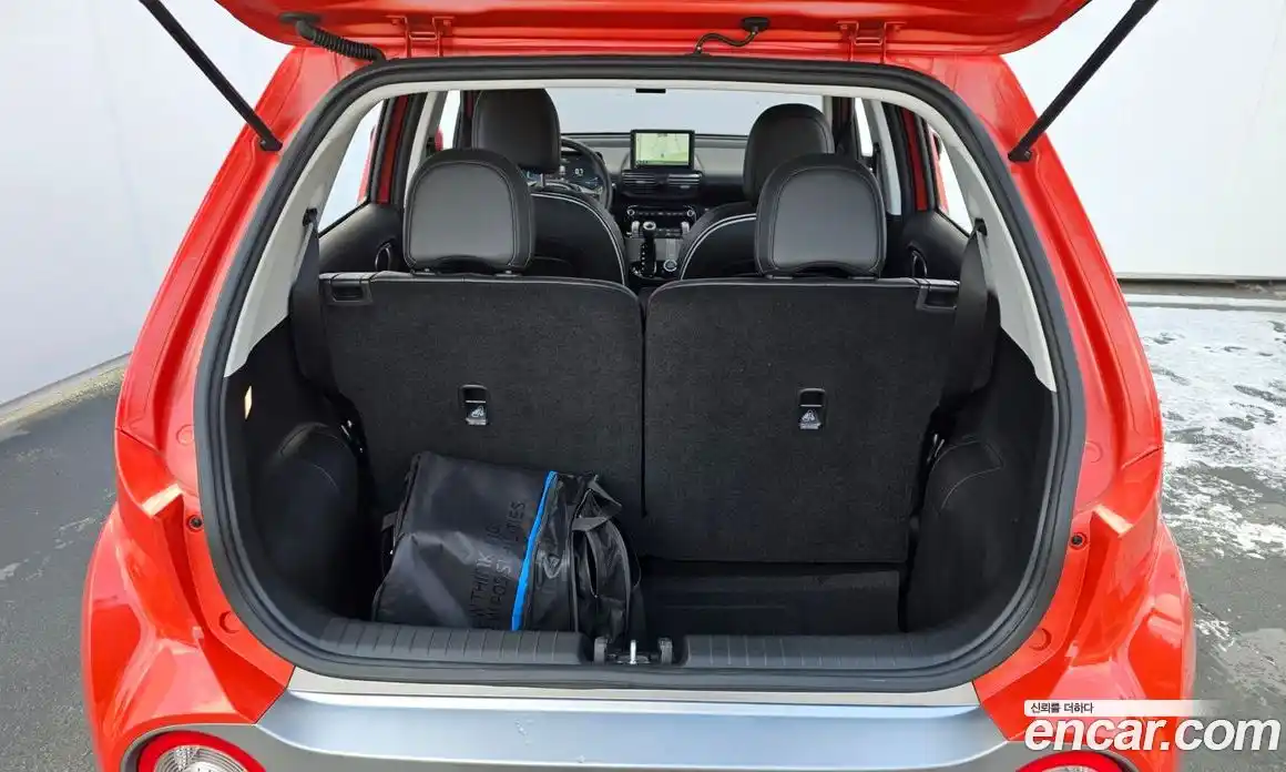 Hyundai Casper 2023 1.0 Автомат в Москве № 107851, фото 18