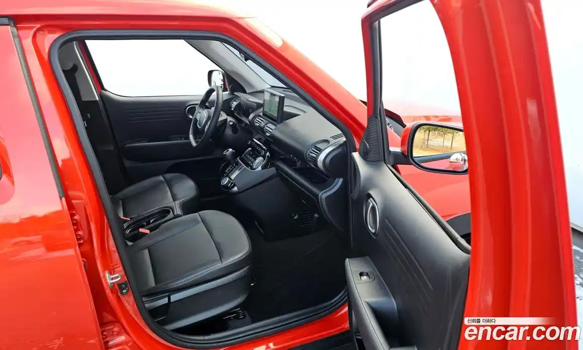 Hyundai Casper 2023 1.0 Автомат в Москве № 107851, фото 19