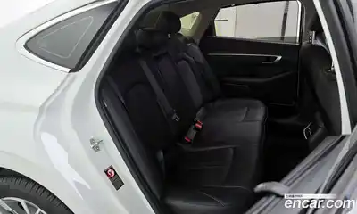 Hyundai Sonata 2020 2.0 Автомат в Москве № 108067, миниатюра 8