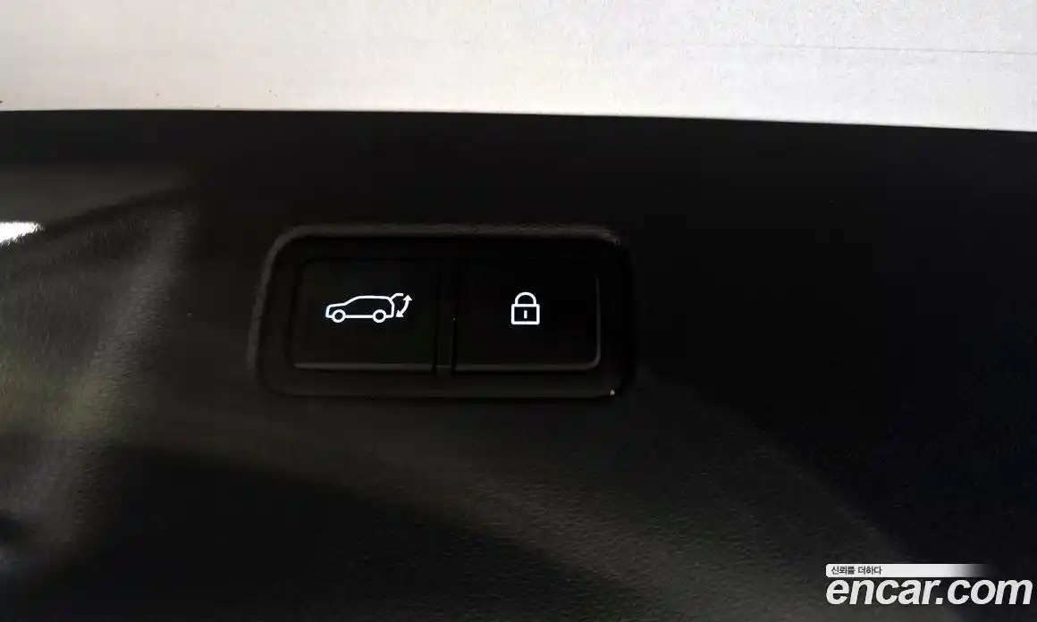 Hyundai Santa Fe 2024 1.6 Автомат в Москве № 111356, фото 14