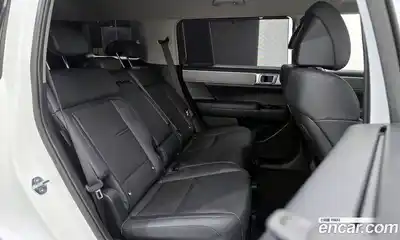 Hyundai Santa Fe 2024 1.6 Автомат в Москве № 111356, миниатюра 3