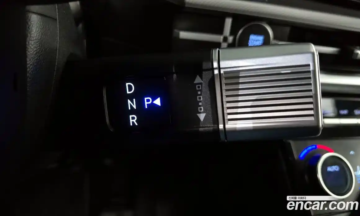 Hyundai Santa Fe 2024 1.6 Автомат в Москве № 111356, фото 4