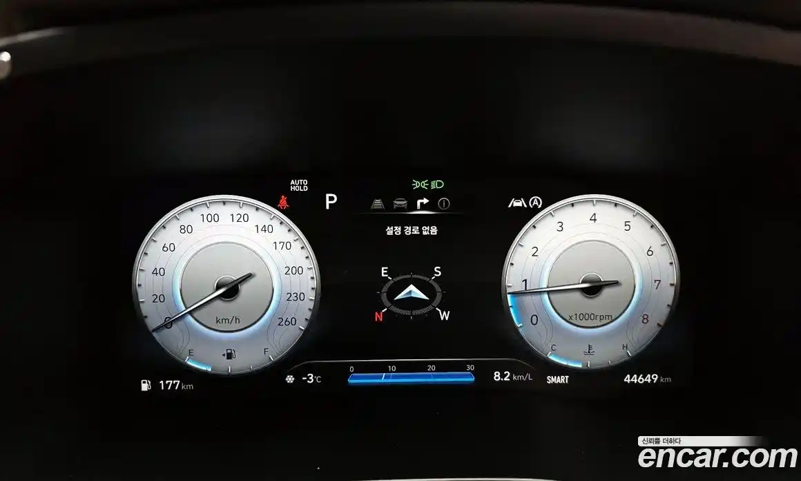 Hyundai Santa Fe 2021 2.5 Автомат в Москве № 111672, фото 13