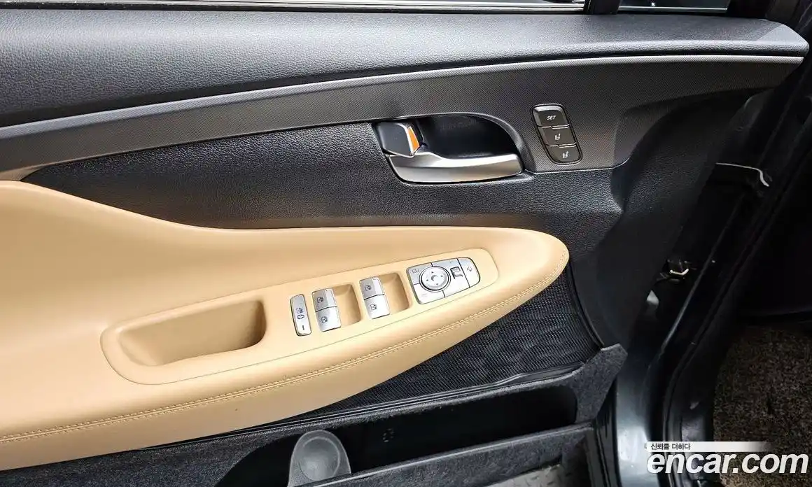 Hyundai Santa Fe 2021 2.5 Автомат в Москве № 111672, фото 18