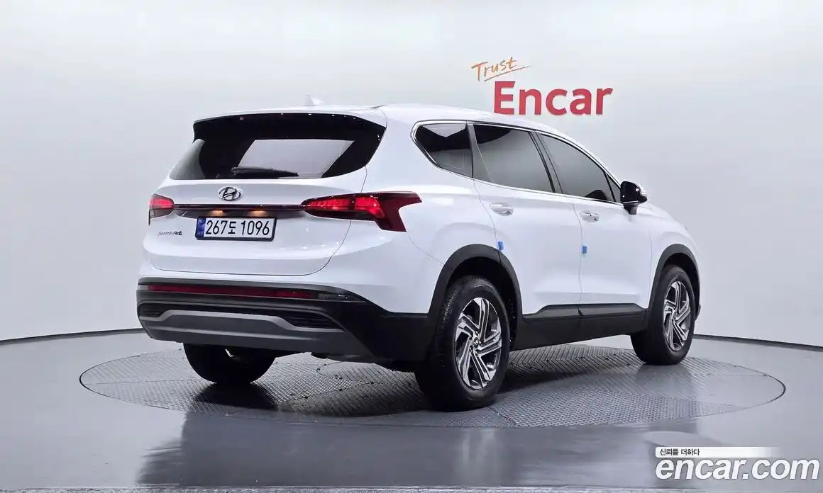 Hyundai Santa Fe 2023 2.2 Автомат в Москве № 112090, фото 18