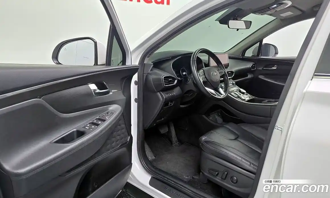 Hyundai Santa Fe 2023 2.2 Автомат в Москве № 112090, фото 5