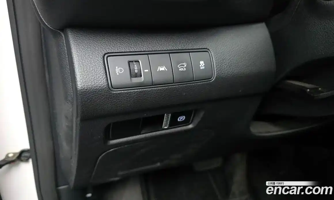 Hyundai Santa Fe 2023 2.2 Автомат в Москве № 112090, фото 8