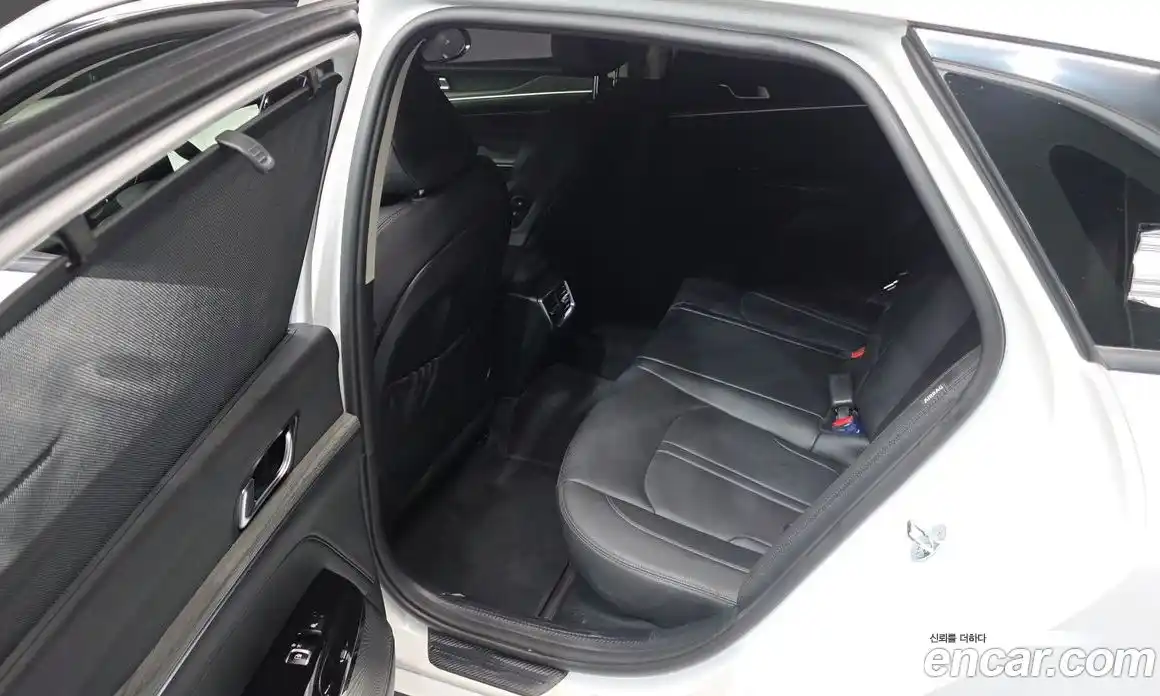 Kia K5 2024 2.0 Автомат в Москве № 115492, фото 1