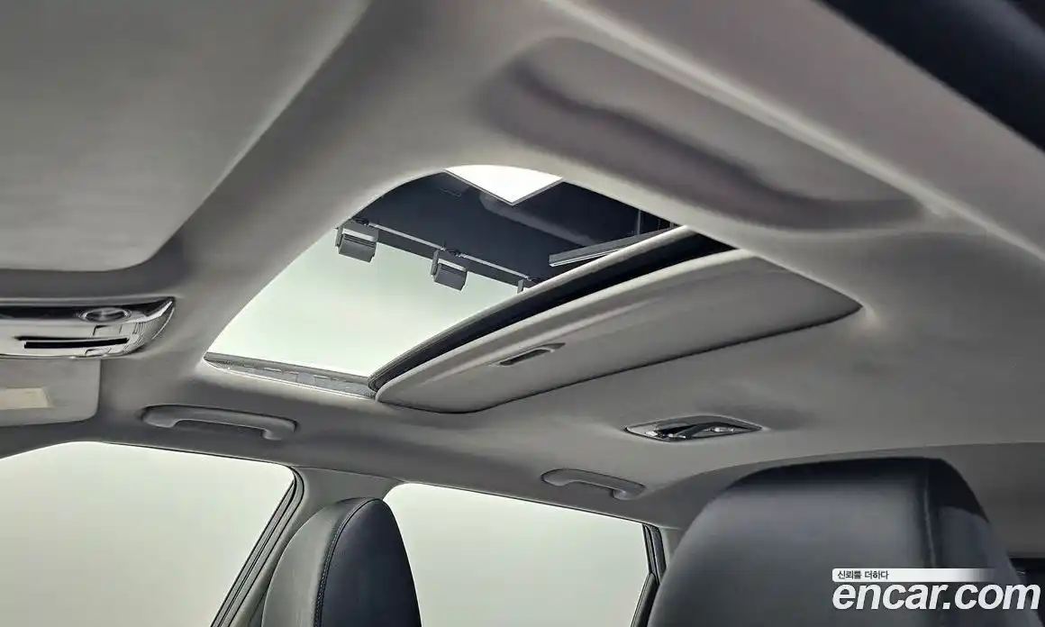 Kia Seltos 2023 1.6 Автомат в Москве № 120993, фото 12