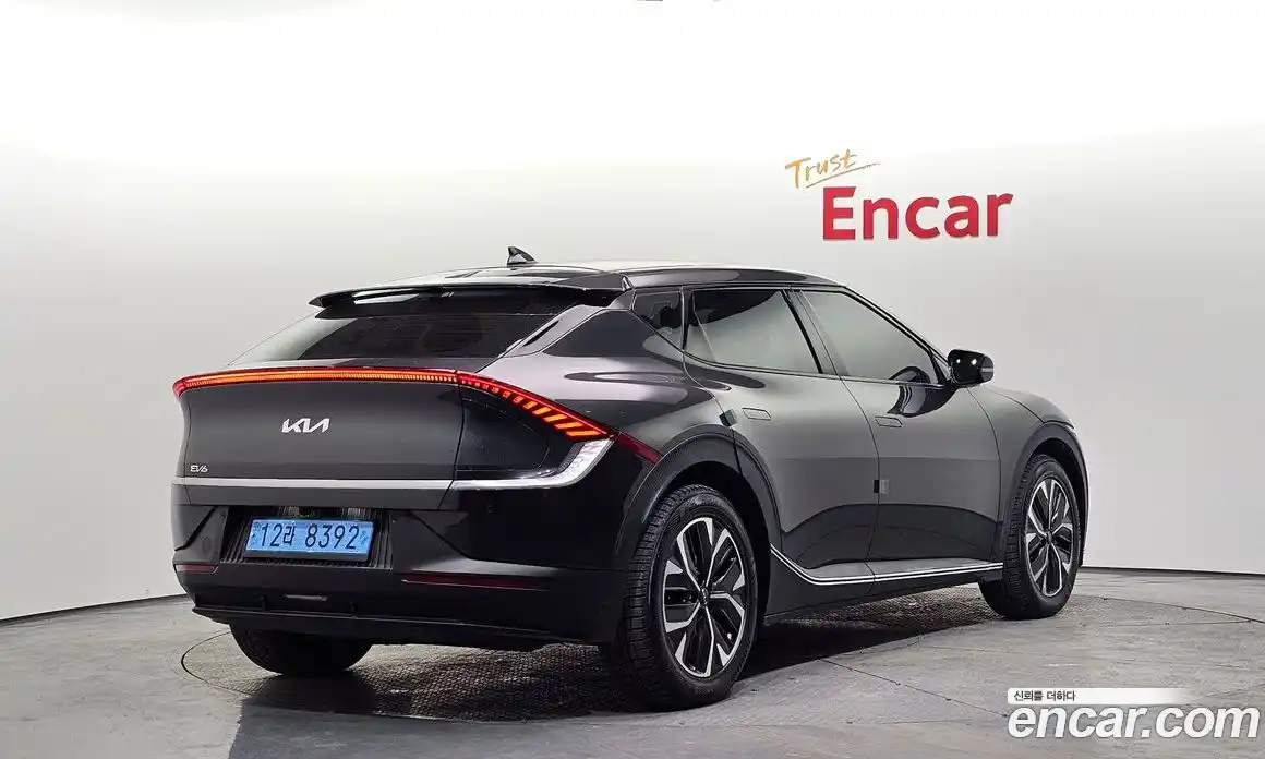 Kia EV6 2022 0.1 Автомат в Москве № 121992, фото 19
