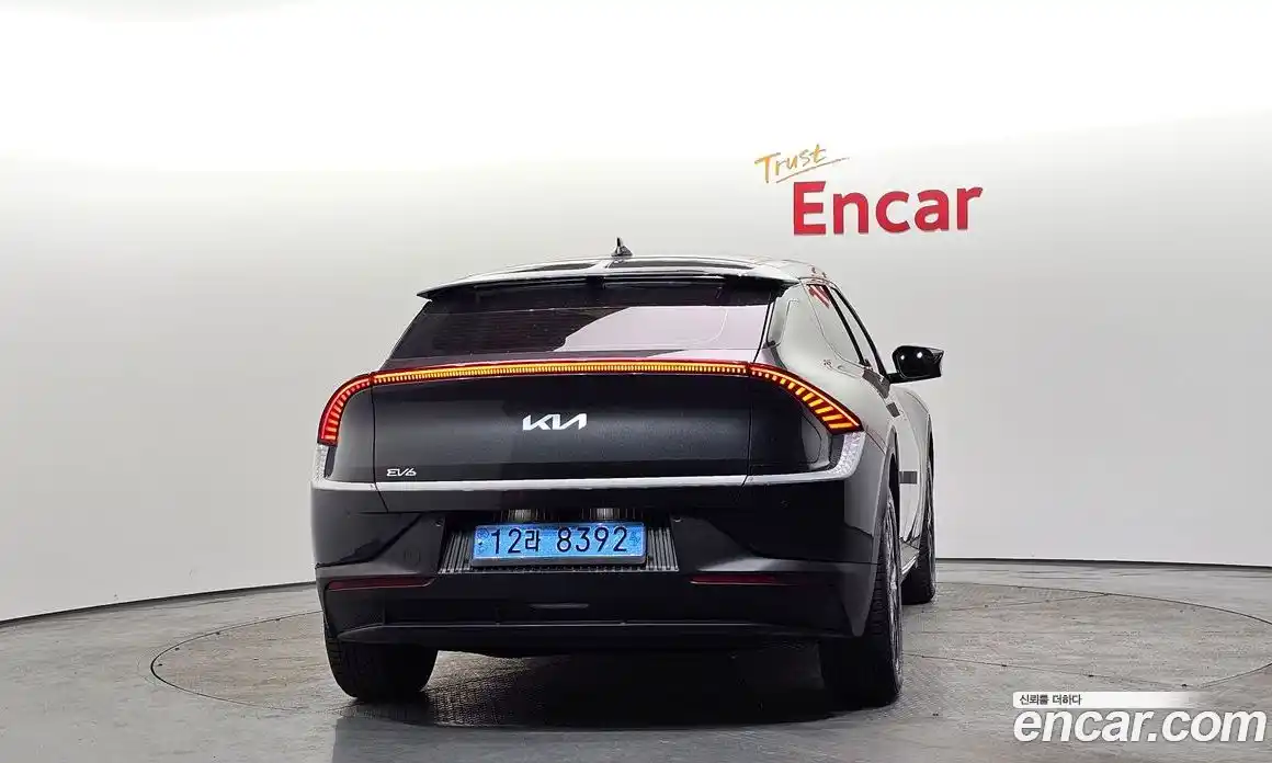 Kia EV6 2022 0.1 Автомат в Москве № 121992, фото 9