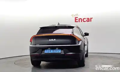 Kia EV6 2022 0.1 Автомат в Москве № 121992, миниатюра 9