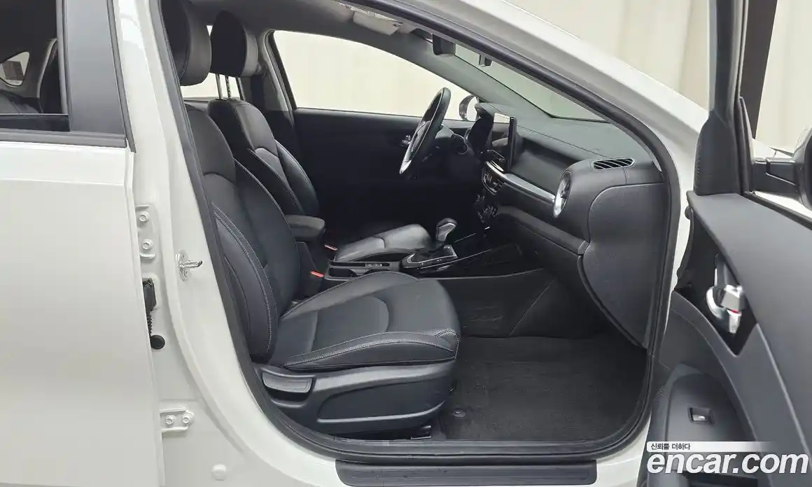 Kia K3 2024 1.6 Автомат в Москве № 123920, фото 19