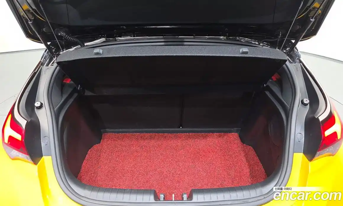 Hyundai Veloster 2020 1.6 Автомат в Москве № 125866, фото 8