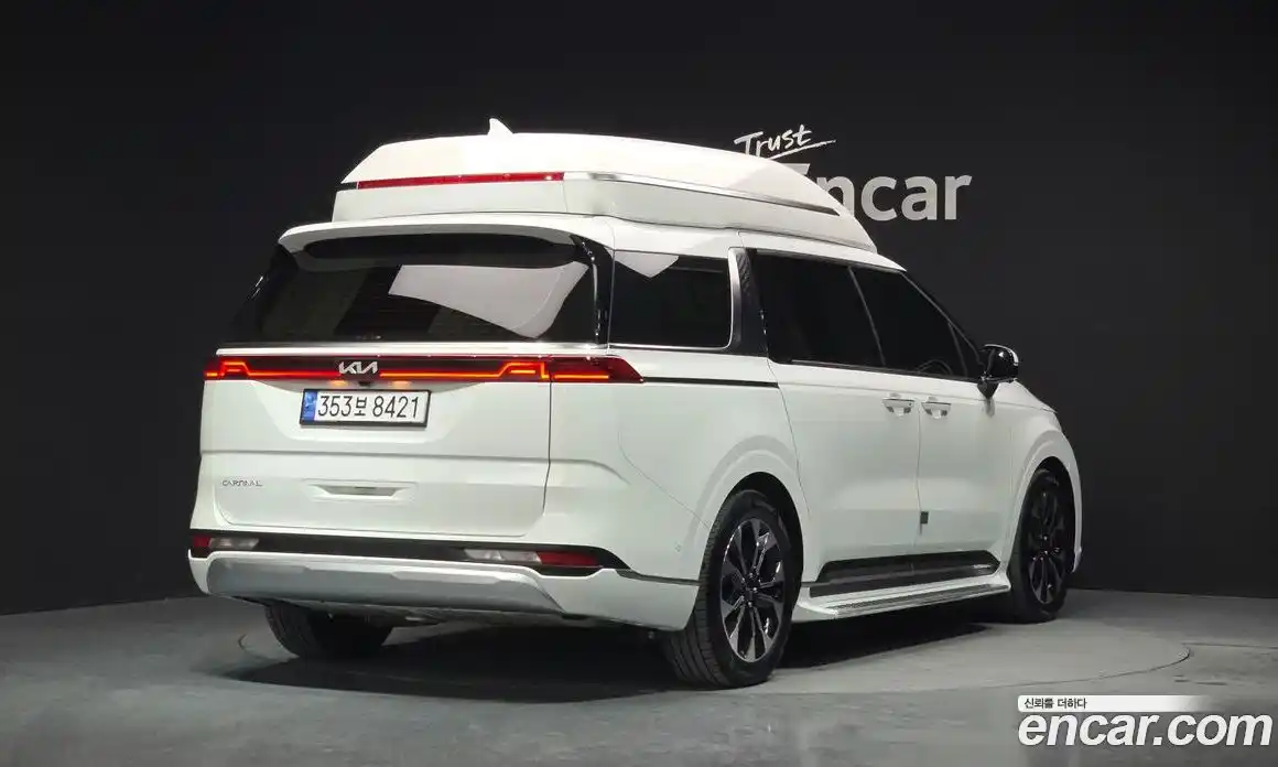 Kia Canival 2023 3.5 Автомат в Москве № 127138, фото 18