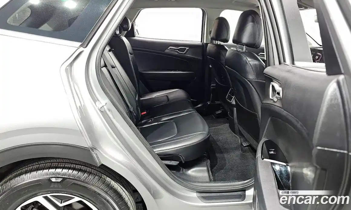 Kia Sportage 2024 2.0 Автомат в Москве № 128484, фото 2