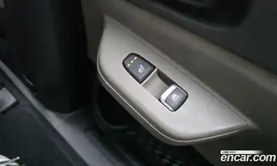 Kia Canival 2024 2.2 Автомат в Москве № 128494, миниатюра 7