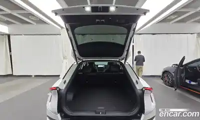 Kia EV6 2025 0.1 Автомат в Москве № 129307, миниатюра 11