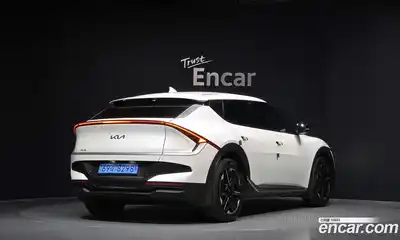 Kia EV6 2025 0.1 Автомат в Москве № 129307, миниатюра 3