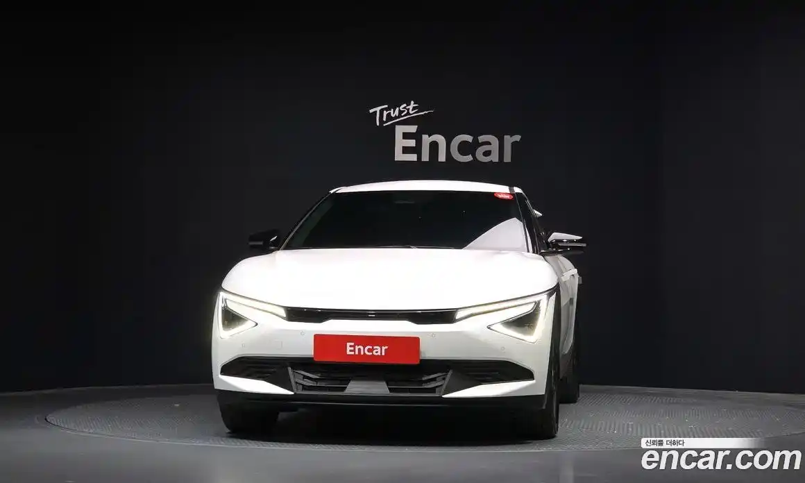 Kia EV6 2025 0.1 Автомат в Москве № 129307, фото 7