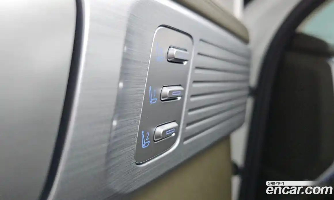 Hyundai Santa Fe 2024 1.6 Автомат в Москве № 130000, фото 16