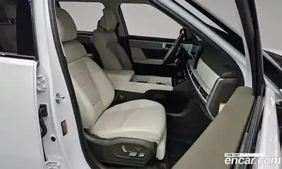 Hyundai Santa Fe 2024 1.6 Автомат в Москве № 130000, миниатюра 9
