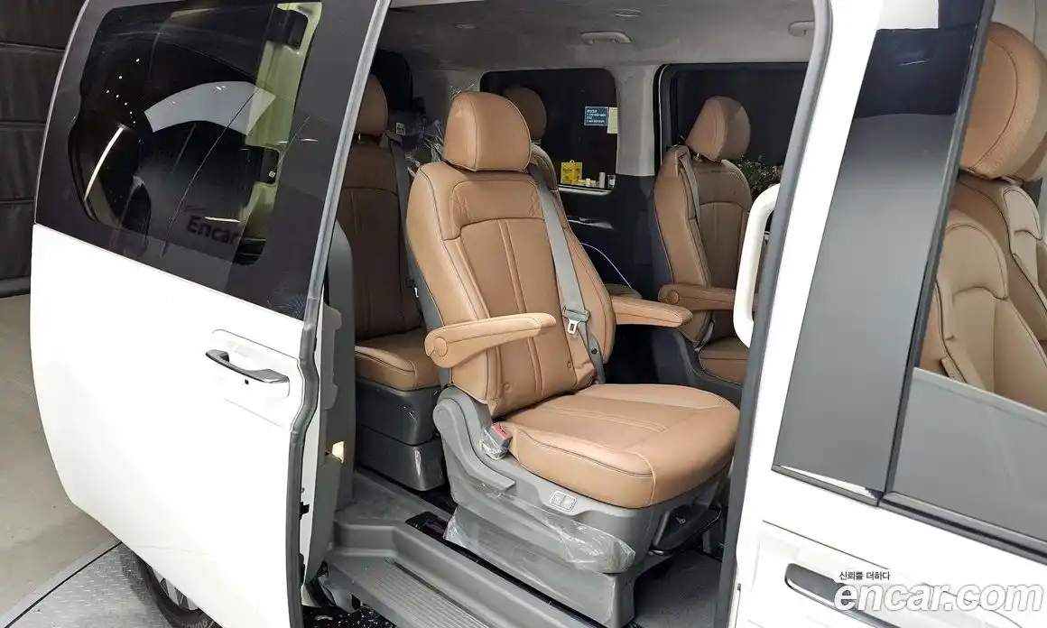 Hyundai Staria 2023 2.2 Автомат в Москве № 130096, фото 7