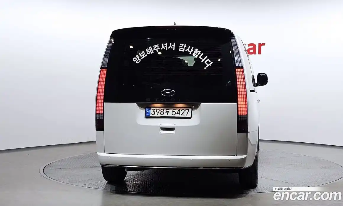 Hyundai Staria 2023 2.2 Автомат в Москве № 130096, фото 10