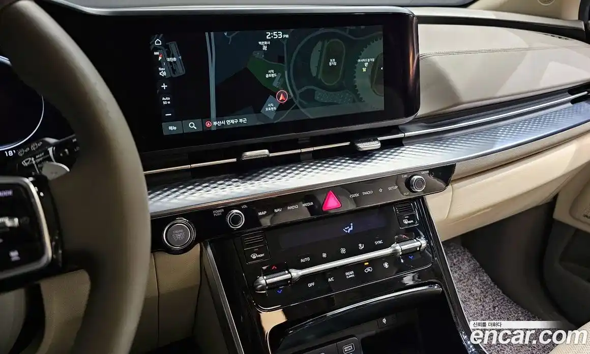 Kia Canival 2023 3.5 Автомат в Москве № 130514, фото 17