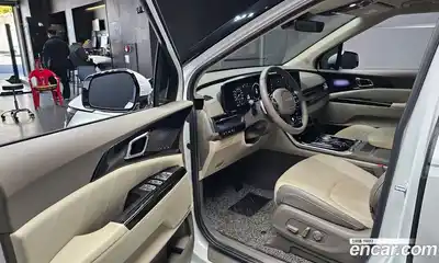 Kia Canival 2023 3.5 Автомат в Москве № 130514, миниатюра 7