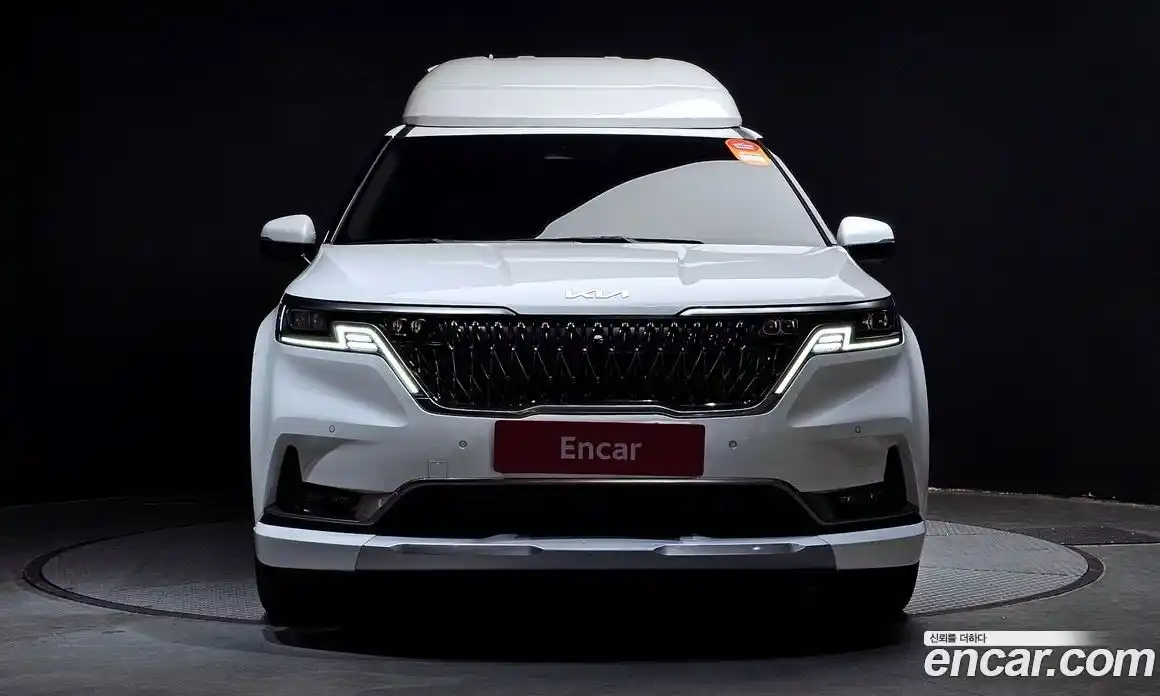 Kia Canival 2023 3.5 Автомат в Москве № 130514, фото 8