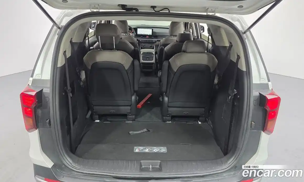 Kia Canival 2024 2.2 Автомат в Москве № 130635, фото 15