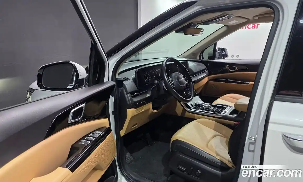 Kia Canival 2023 2.2 Автомат в Москве № 132324, фото 19