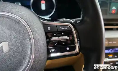 Kia Canival 2023 2.2 Автомат в Москве № 132324, миниатюра 5